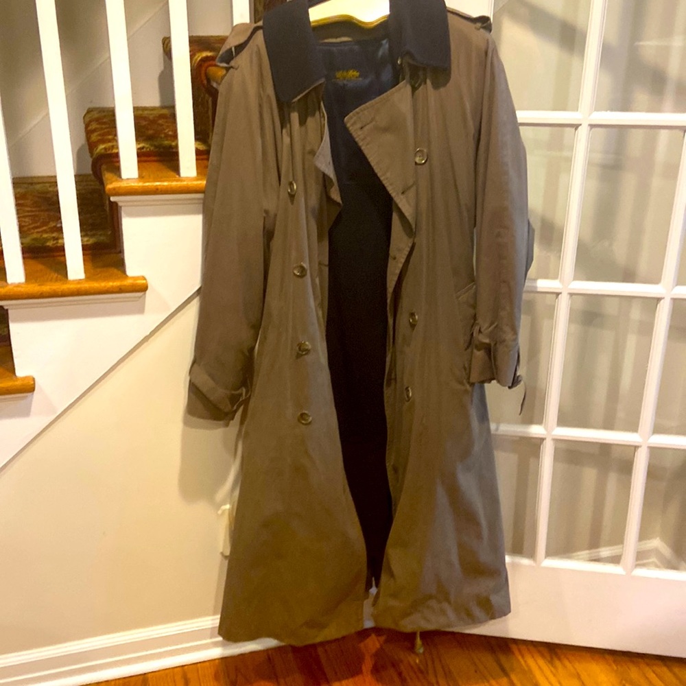 Brooks brothers mens trench coat in olive and navy